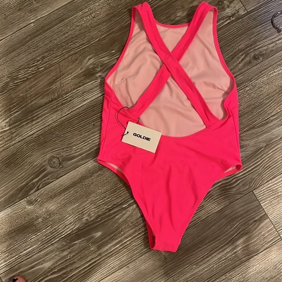 Barbie vibes NWT Goldie bathing suit hot pink size small - Picture 2 of 5
